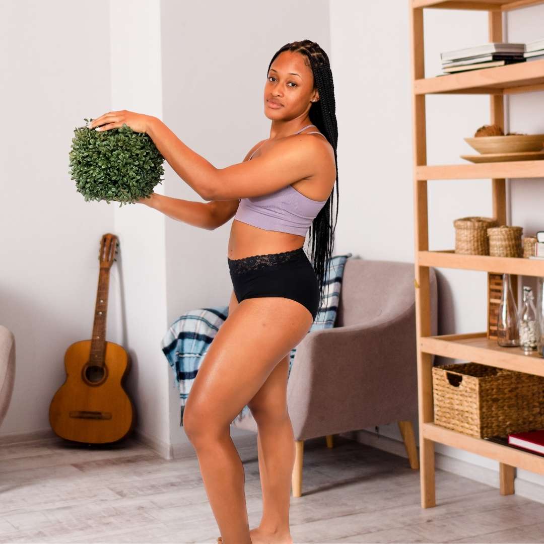 High Waist Brief: Lourdes